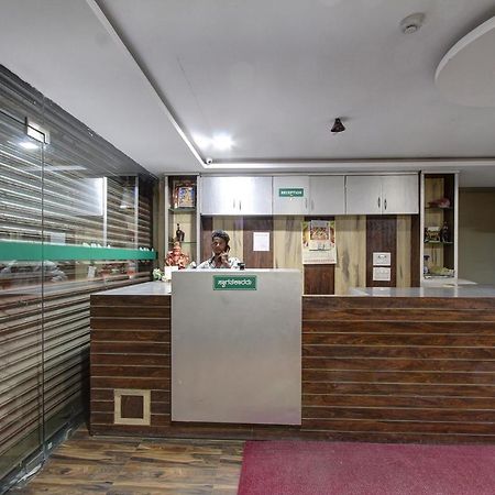 Collection O 38566 Mk Hotel And Lodge Gulbarga Bagian luar foto